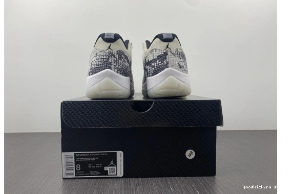 CD6847-002 Bone Snake 11 Jordan Low Light Retro CD6847-002 0424